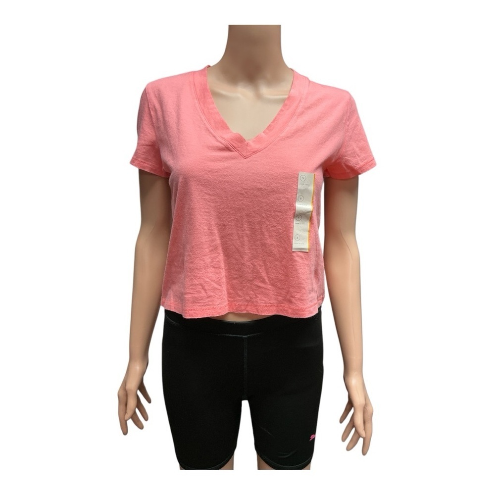 Universal Thread - NWT -  Coral  Crop Top V-Neck Relaxed Fit